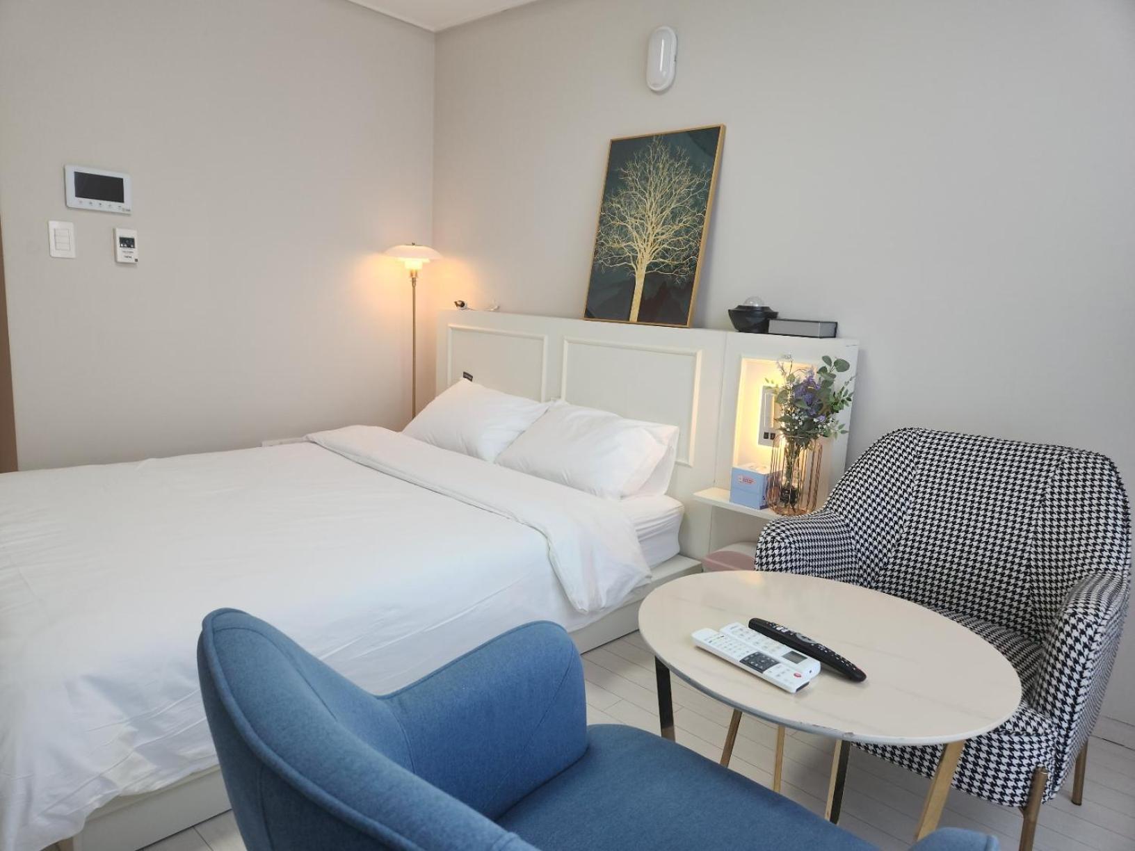 Daegu Star B&B Dsr Hotel Lily Guestroom מראה חיצוני תמונה